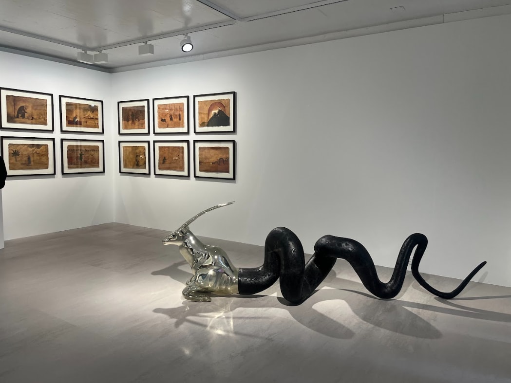 سعودي يدمج بين حيوان المها والثعبان في تكوين أسطوري .. ما سره؟