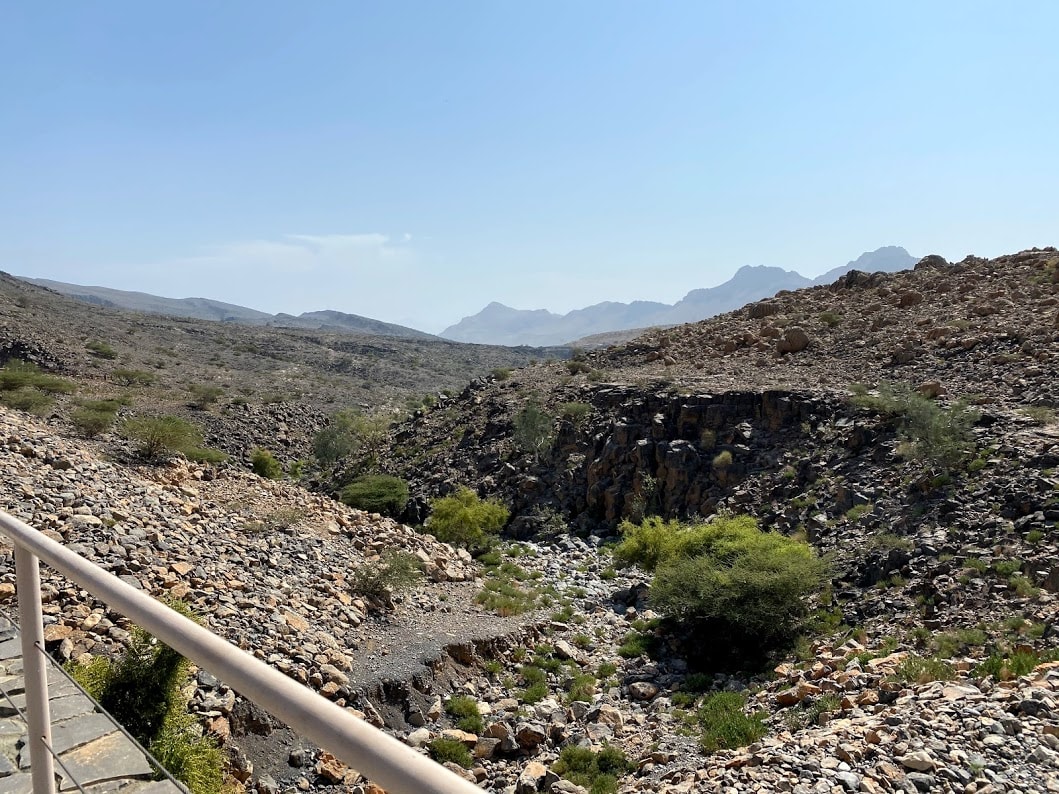 "أعجوبة طبيعية تحت الأرض".. اكتشف أسرار كهف الهوتة بسلطنة عمان