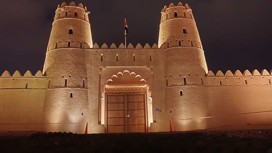 لقطات "درون" رائعة لـ5 أماكن سياحية في أبوظبي