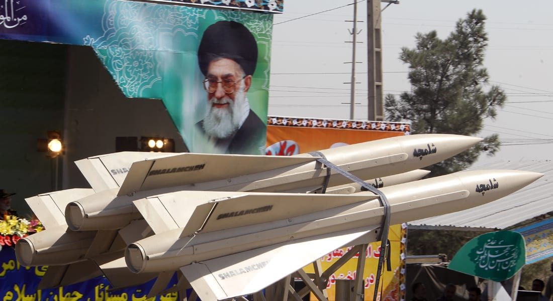 إيران: "الله وأكبر" تعني "الموت لأمريكا" وصاروخ جديد ردا عليها