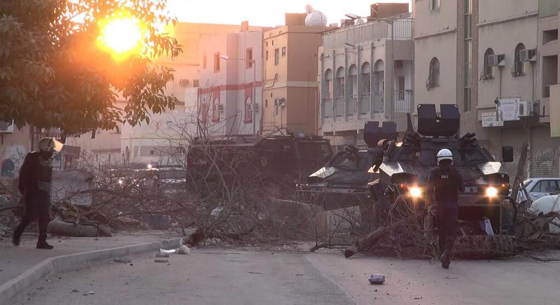 البحرين.. مواجهات بين الأمن و"إرهابيين" هاجموا حافلة مدرسية