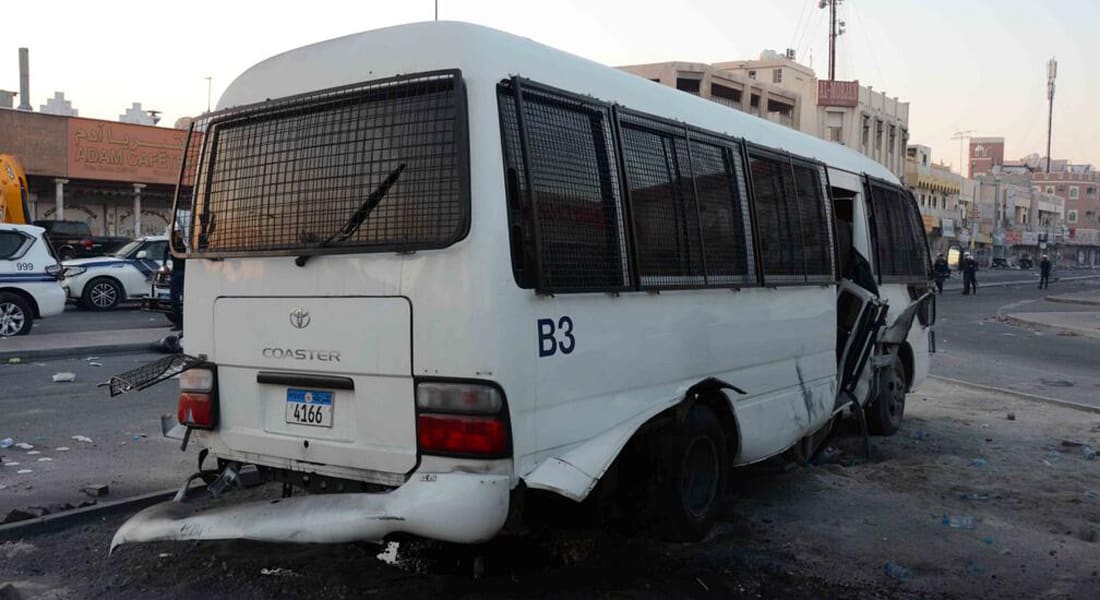 البحرين: تفجير حافلة أمنية وأنباء عن إصابة شرطيين