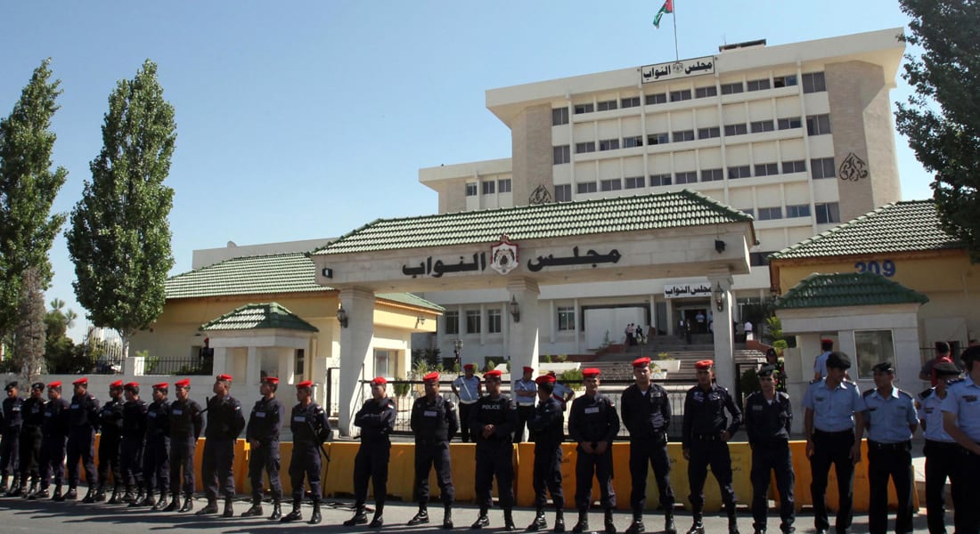 الأردن.. البرلمان يحذر الحكومة من تجاهل قراره بطرد سفير إسرائيل