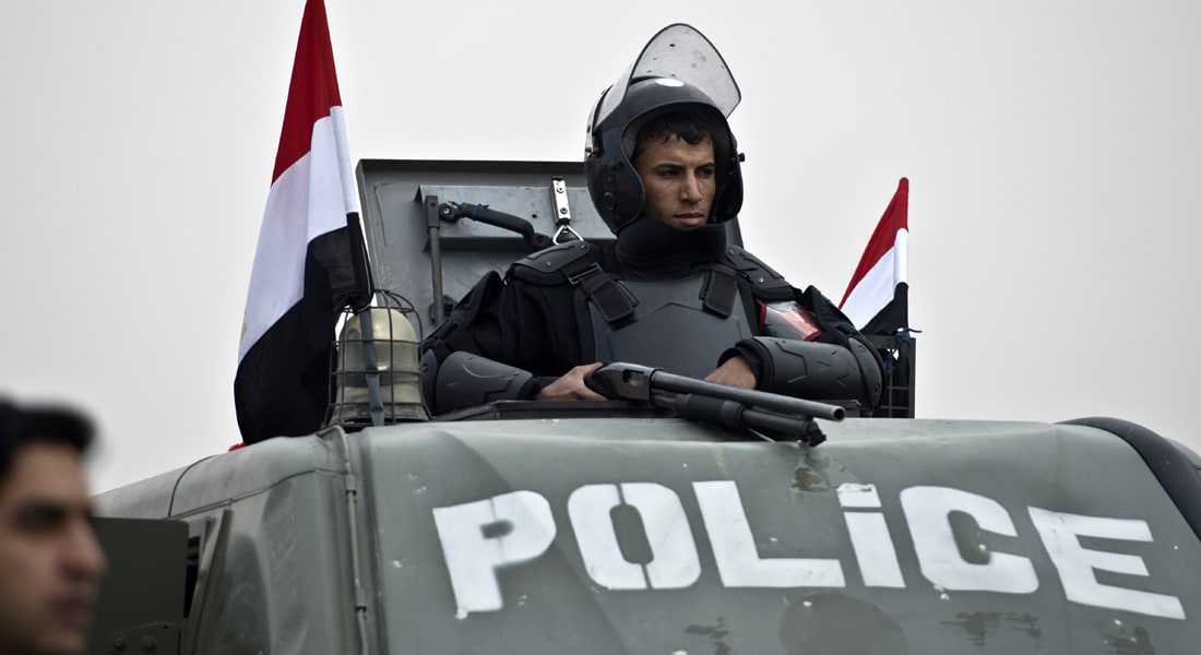 مصر.. تأجيل محاكمة مرسي بقضية "الاتحادية" بسبب أحوال الطقس