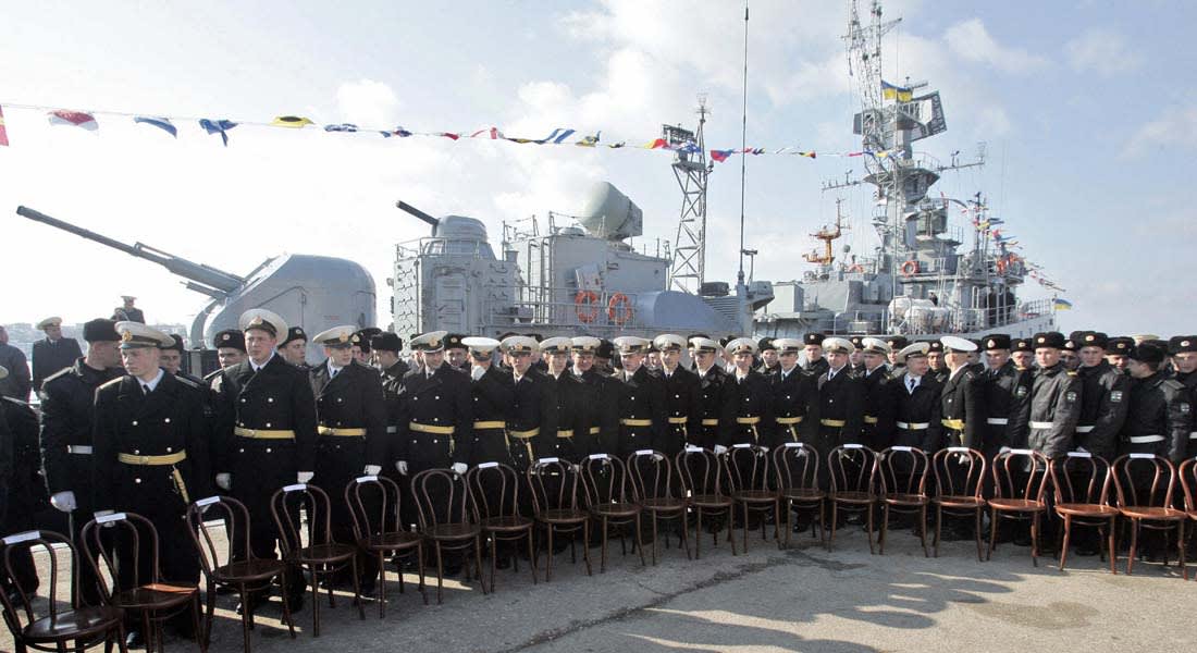 بعد تعيينه السبت.. قائد البحرية الأوكرانية يعلن وقوفه إلى جانب الموالين لروسيا