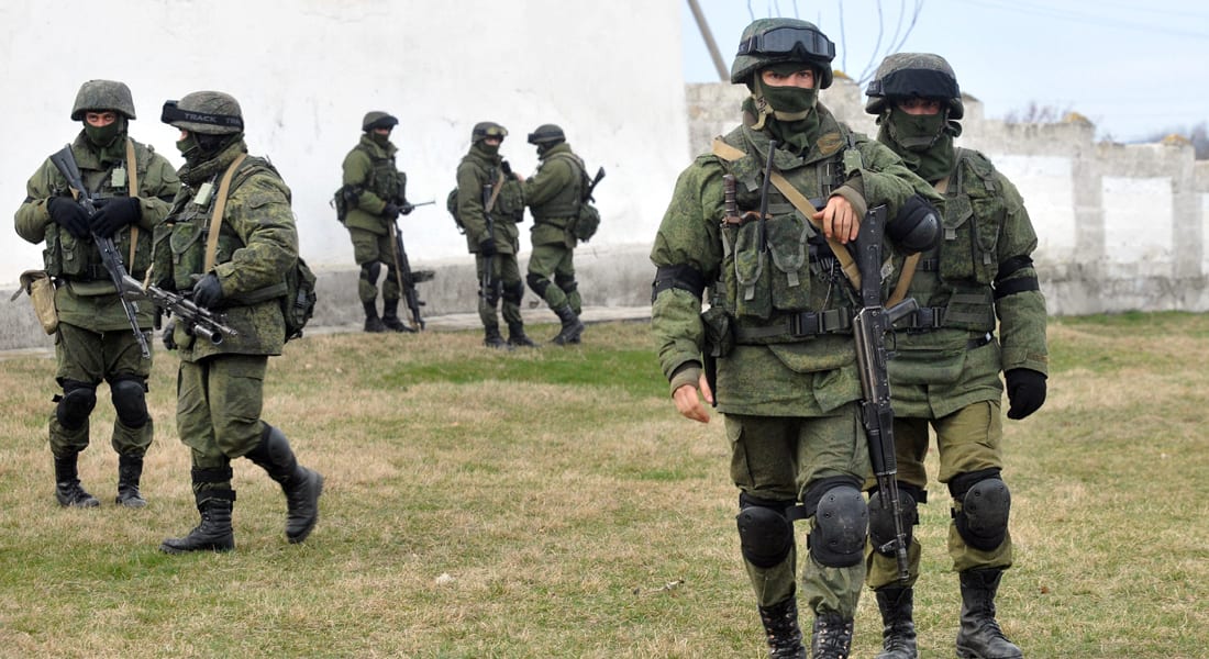 أوكرانيا: مسلحون يحاولون اقتحام قاعدة عسكرية قرب سيفاستوبول