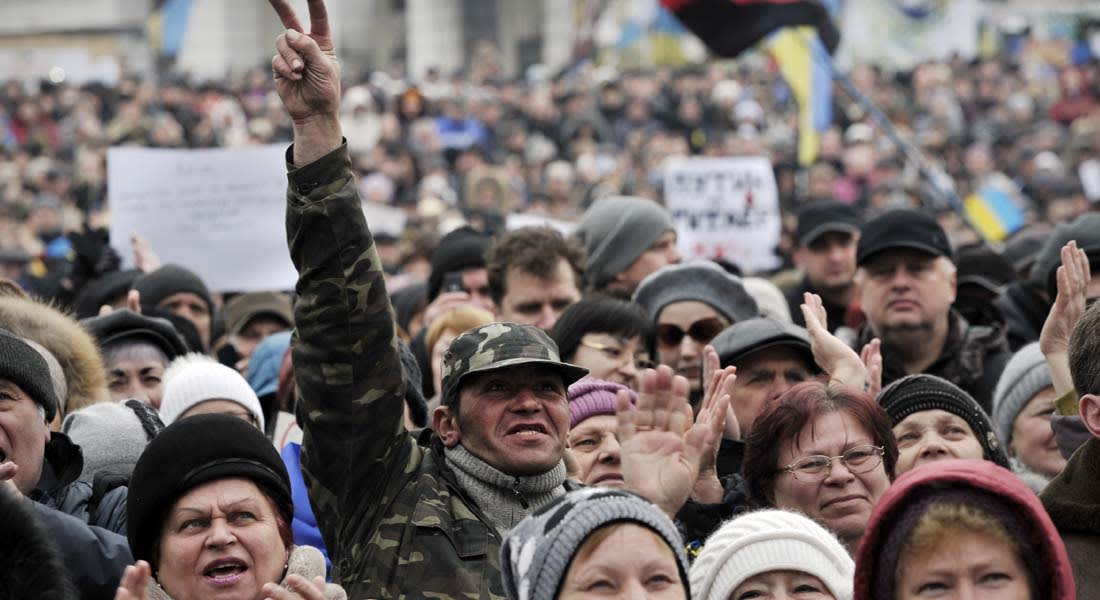 من تصدق بأحداث أوكرانيا.. واشنطن كييف أم موسكو؟