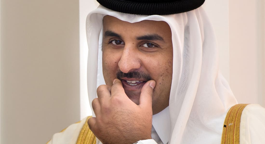 صحف قطر تهاجم قرار سحب السفراء وحديث عن وساطة كويتية لـ"رأب الصدع"