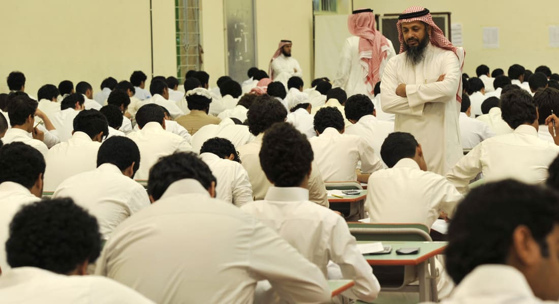 السعودية: النقاش الحزبي بالمدارس ممنوع ويجب تعليم حب الوطن وولي الأمر 