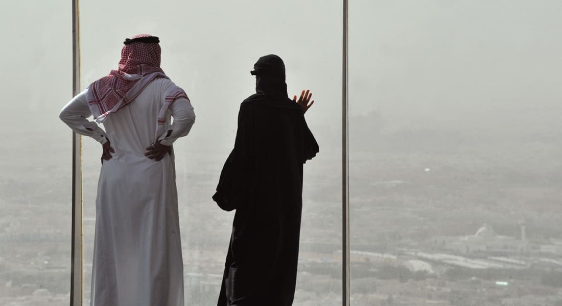 السعودية: غرامة تصل لـ13 ألف دولار لمن يضرب زوجته
