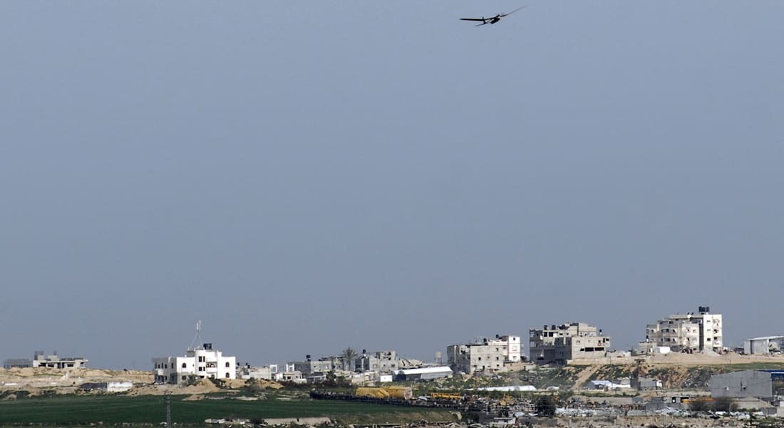 حماس: غارة إسرائيلية على دراجة نارية بغزة تصيب 7 أشخاص