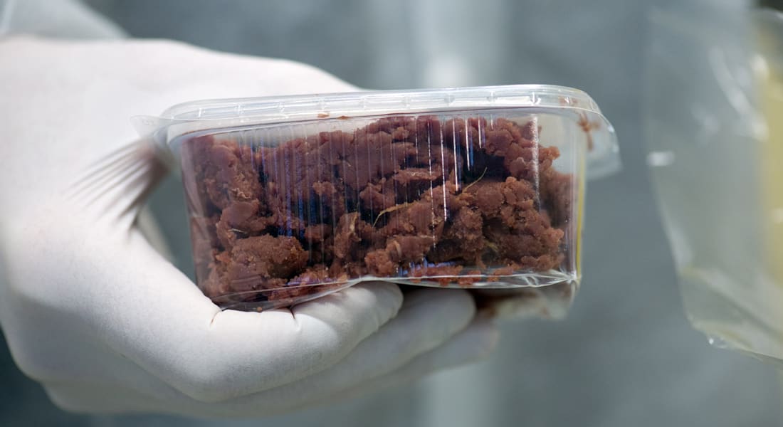 هل أكل البشر للحوم مصنّعة بالمختبر مصير محتوم؟