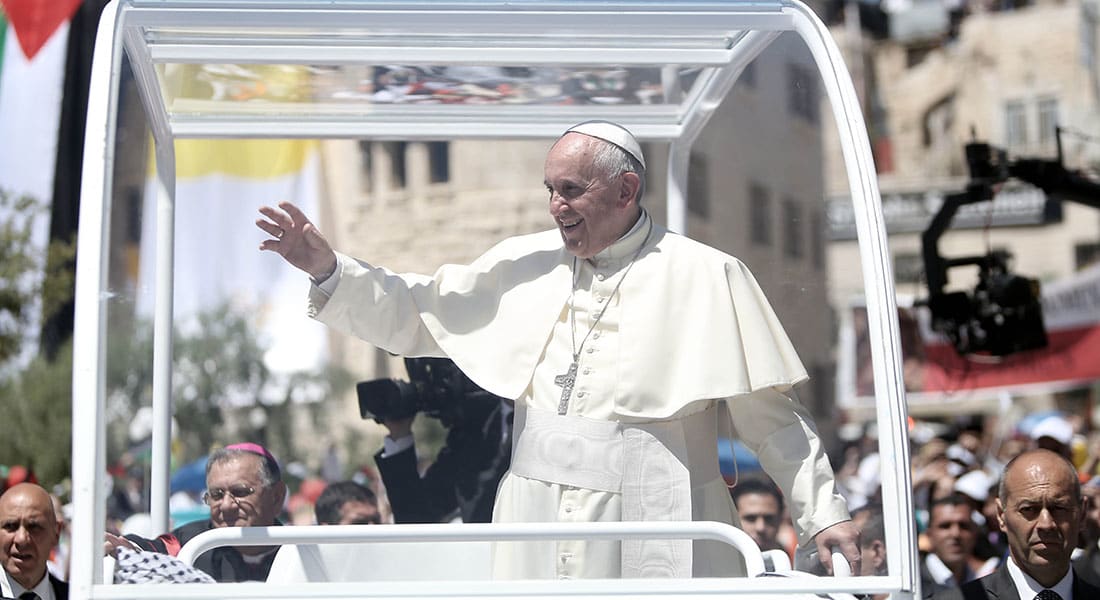 صحف العالم: هل صنع الفلسطينيون "بروباغاندا" من زيارة البابا؟
