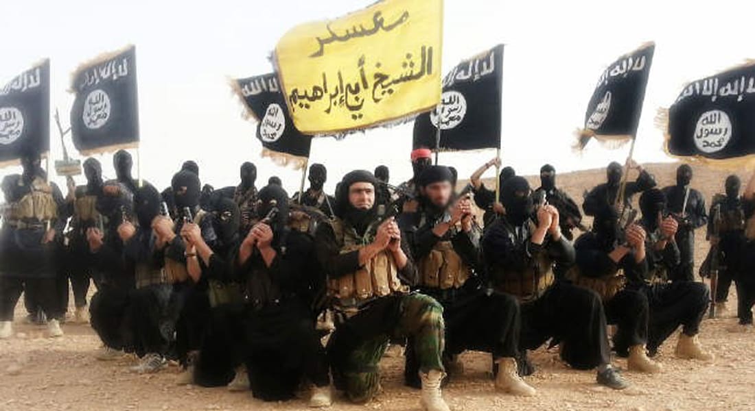 نشطاء: "داعش" يسيطر على أكبر حقول النفط بدير الزور