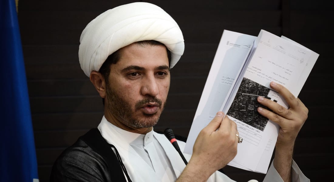 البحرين: استدعاء أمين عام الوفاق المعارض بعد اجتماعه مع مساعد وزير الخارجية الأمريكي قبل إعلانه "شخصا غير مرغوب به"