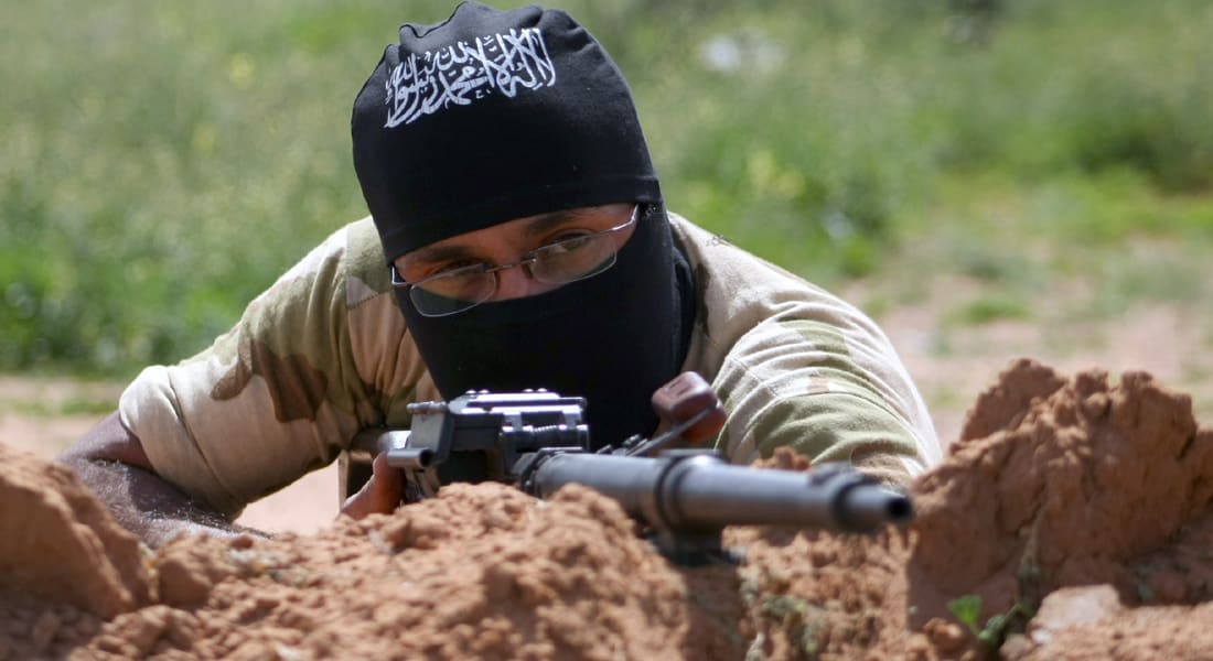مفتي مصر يستنكر هدم "داعش" مقام النبي يونس.. وقاعدة المغرب ترفض مبايعة البغدادي