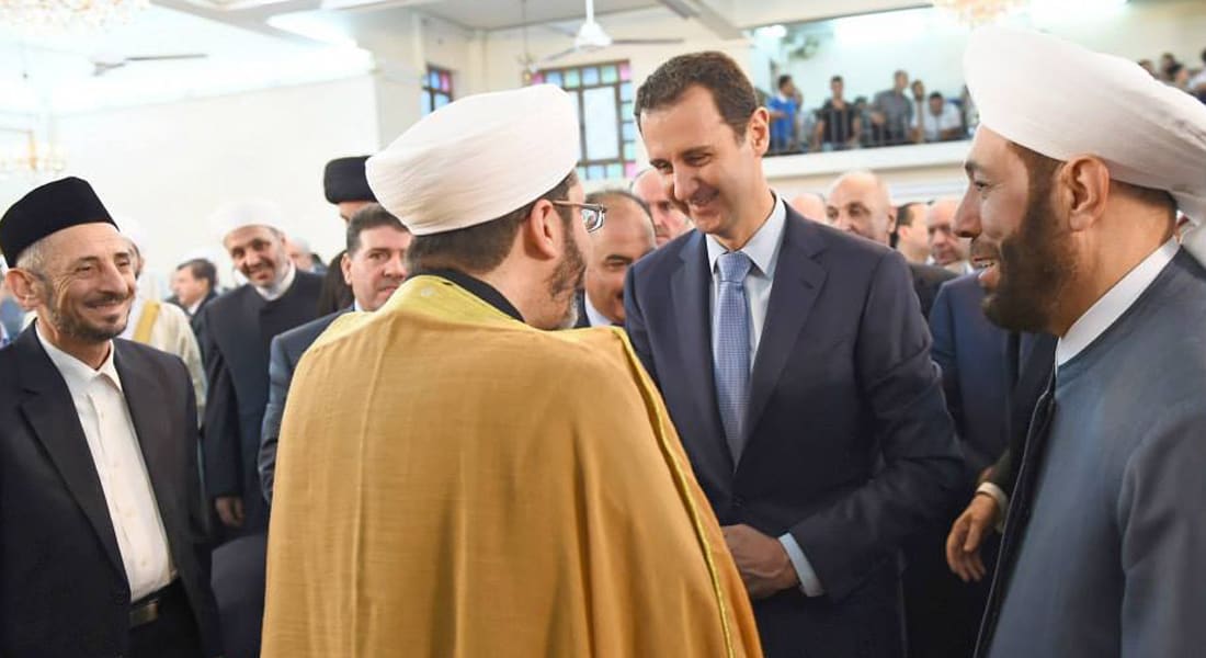 خطيب العيد لبشار الأسد: الله أقامك مقام خالد بن الوليد وعمر بن عبدالعزيز وصلاح الدين