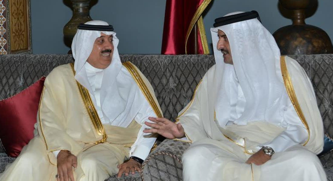 الأمير متعب نجل العاهل السعودي يلتقي أمير قطر وغموض حول تفاصيل المباحثات