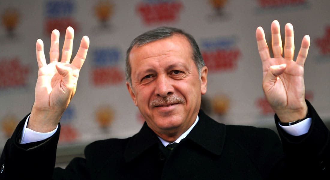 مرسي وإخوان مصر وحركة حماس "يباركون" لأردوغان فوزه برئاسة تركيا