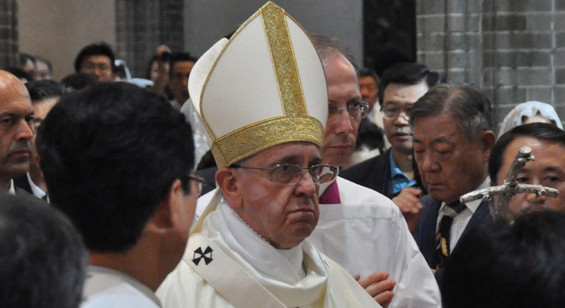 مصرع ثلاثة من أسرة بابا الفاتيكان بينهم طفلان في حادث مأساوي بالأرجنتين
