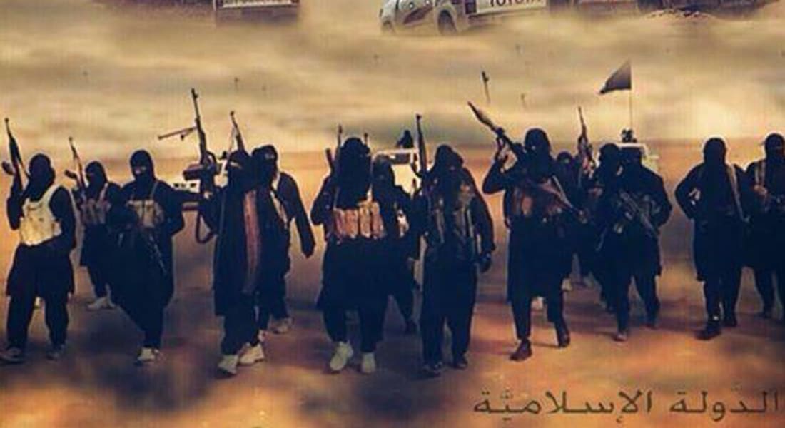 ناشطون سوريون: الضربات استهدفت عشرات المقار لداعش بالرقة وديرالزور.. واحتمال استهداف النصرة