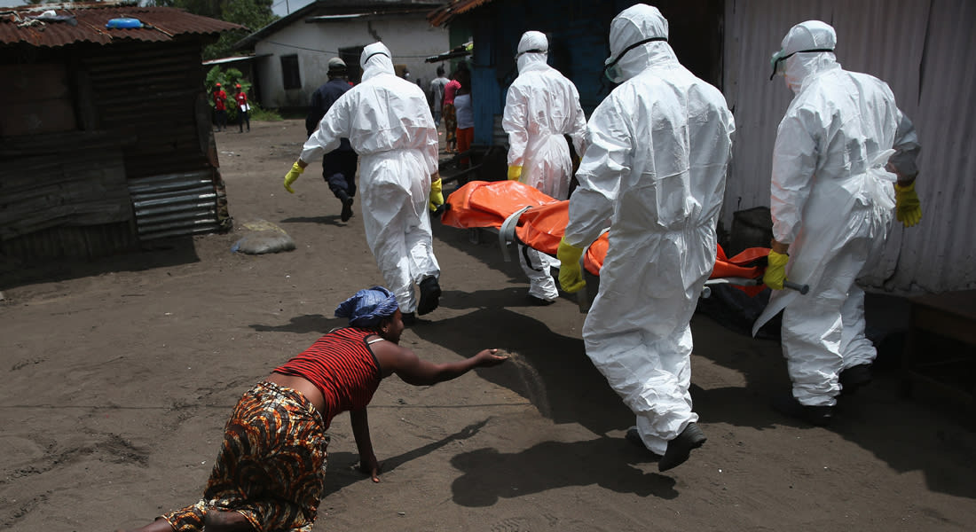 آخر تطورات "إيبولا".. حصيلة الوفيات تقفز لأكثر من 4000 من بين 8400 إصابة