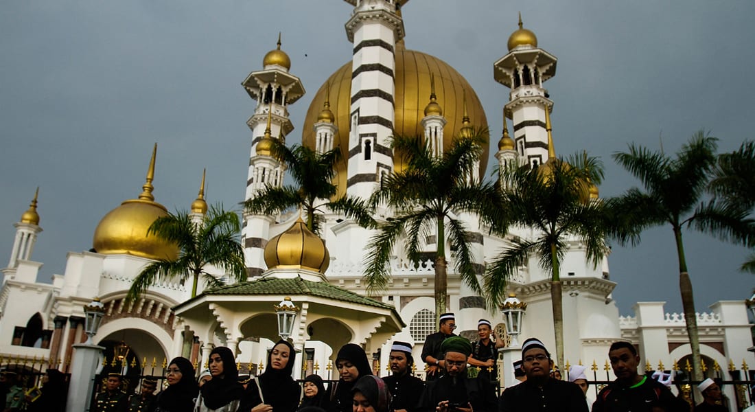 ماليزيا تغازل رؤوس الأموال الإسلامية بالخليج باستثناء صكوك "التورق" من الإعفاءات الضريبية