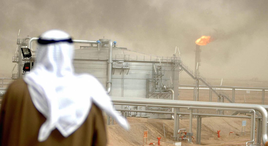 الإعلام الكويتي يحمل السعودية مسؤولية توقف حقل نفطي مشترك وتساؤلات حول الخسائر الاقتصادية