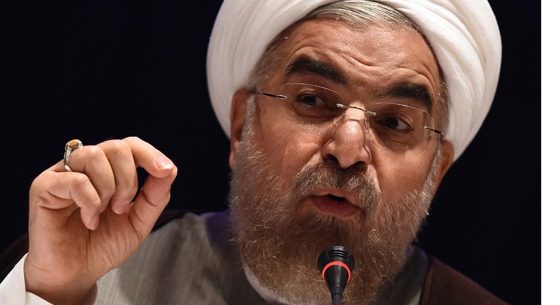 روحاني للعبادي: قصف التحالف لمناطق الإرهابيين يصب في مصلحة "داعش"