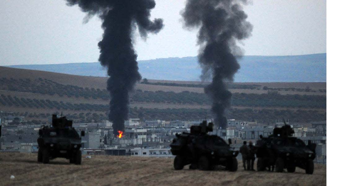 مقاتلو الجيش الحر يدخلون كوباني بقيادة "العكيدي" والبيشمرغة في الطريق