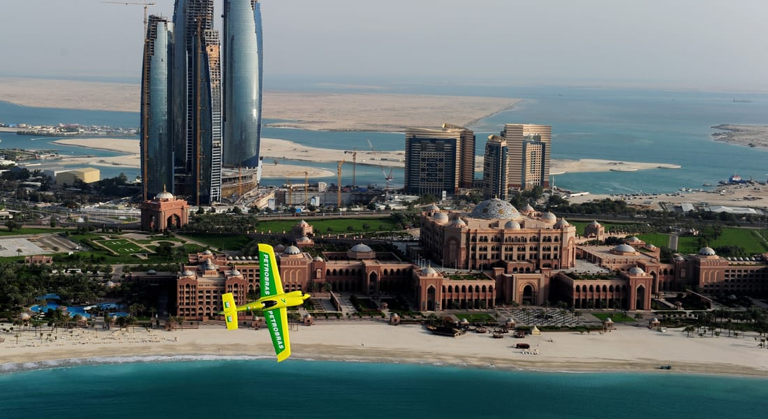 الإمارات.. إطلاق اسم "محمد بن راشد" على أعلى برج في أبوظبي
