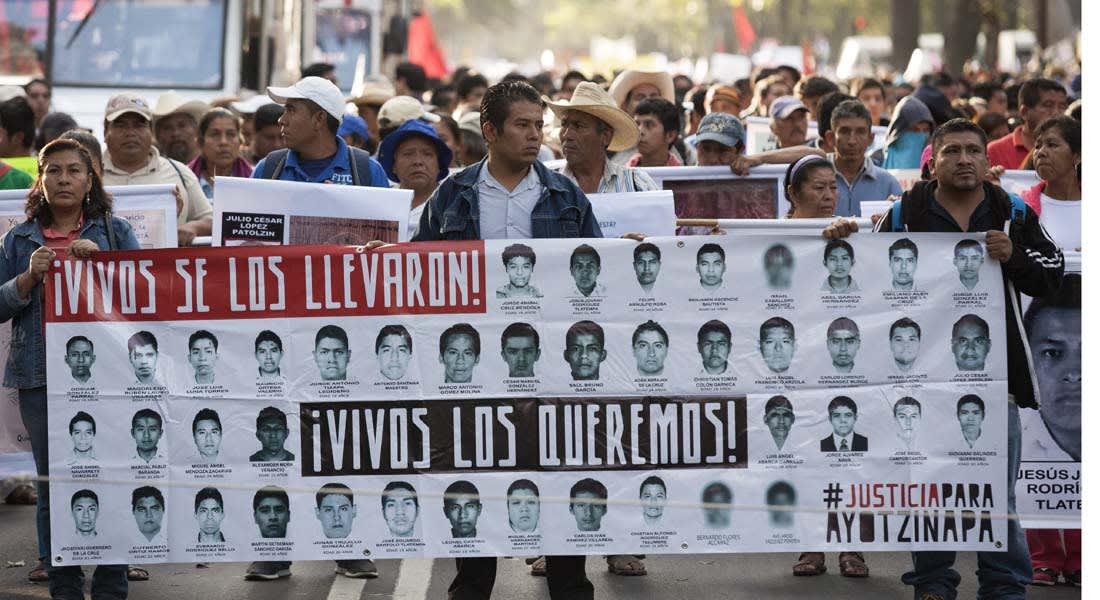 المكسيك: 43 طالبا خطفتهم الشرطة وسلمتهم لعصابة قامت بقتلهم وحرقهم