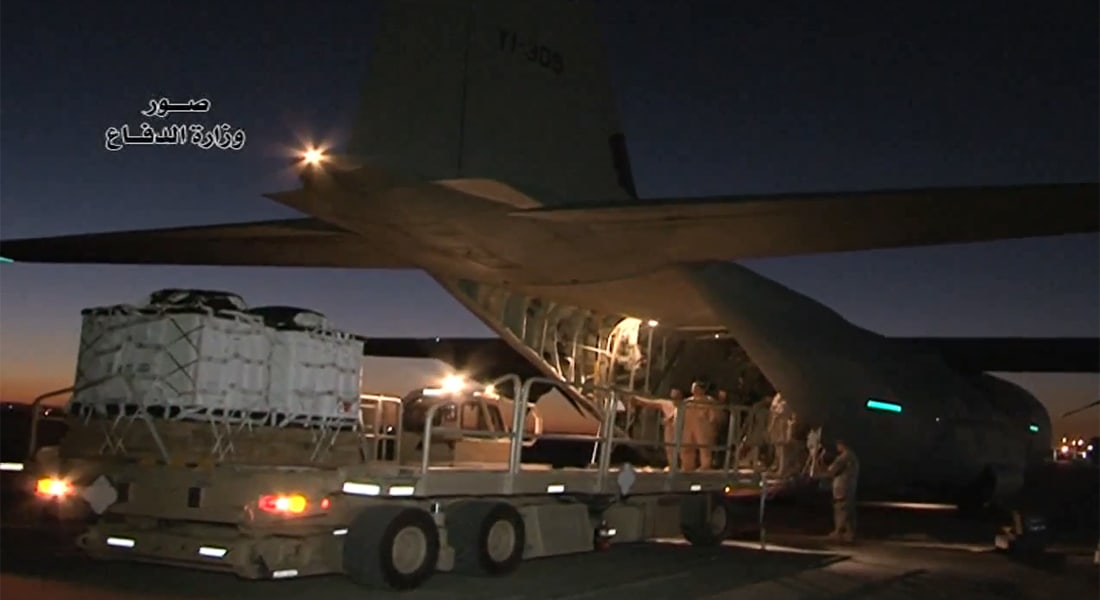 بالفيديو.. سلاح الجو العراقي يلقي بالمساعدات على سنجار