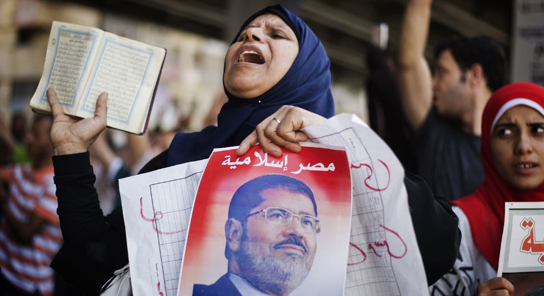 مصر: سلفيون يدعون لمظاهرات ترفع المصاحف ووزير الأوقاف يرد: خوارج " ينتهكون قدسية كتاب الله