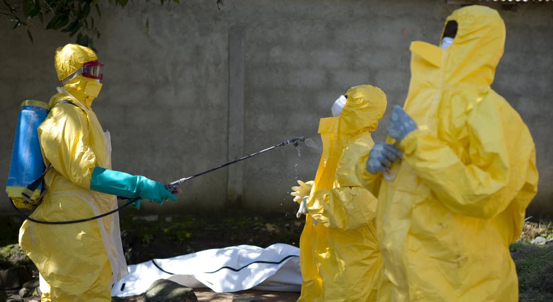 إيبولا المرعب في تزايد...  16 ألف إصابة والوفيات تقفز إلى قرابة 7 الآف