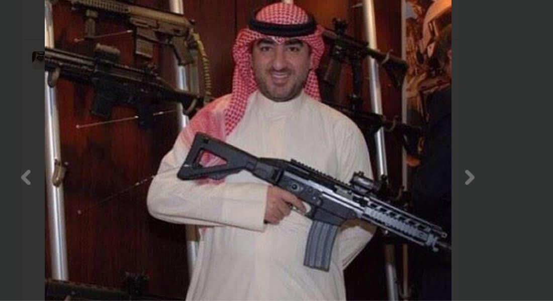 الكويت: التحقيق مع شقيق نائب شيعي بعد صور له مع أسلحة متطورة وكتابة "تهديدات"