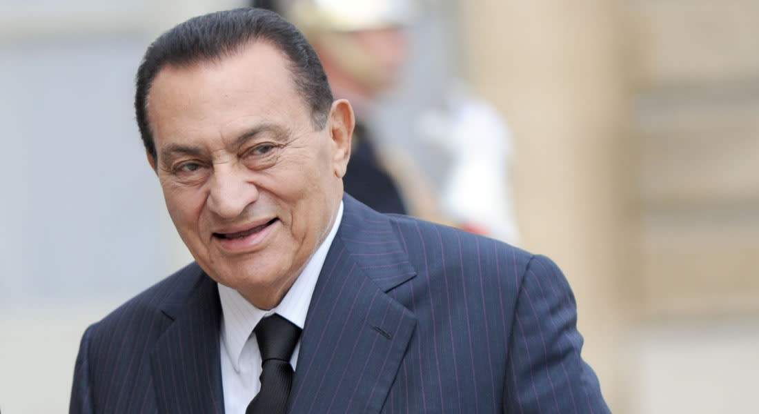 مصر.. وفاة الرئيس الأسبق حسني مبارك صباح الجمعة بمستشفى المعادي "شائعات" 