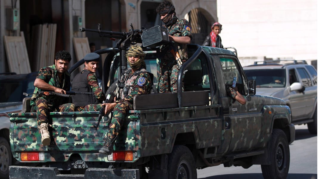 القاعدة تهاجم "قاعدة العند الجوية" وضبط سيارة مفخخة وسط صنعاء