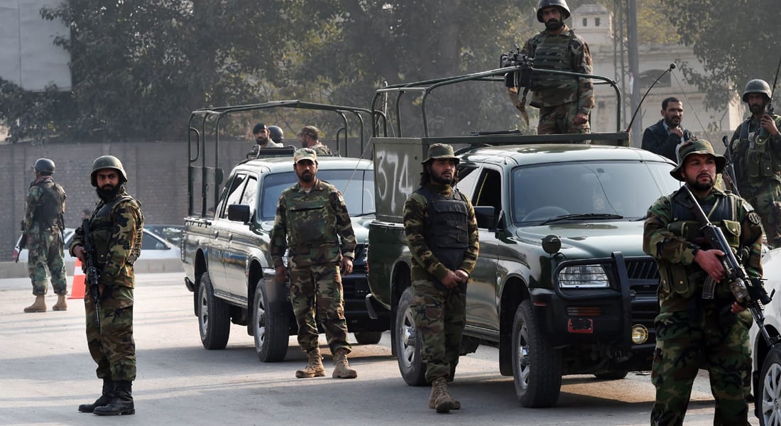 وزير باكستاني يكشف خطة الهجوم المميت للمسلحين على مدرسة بيشاور