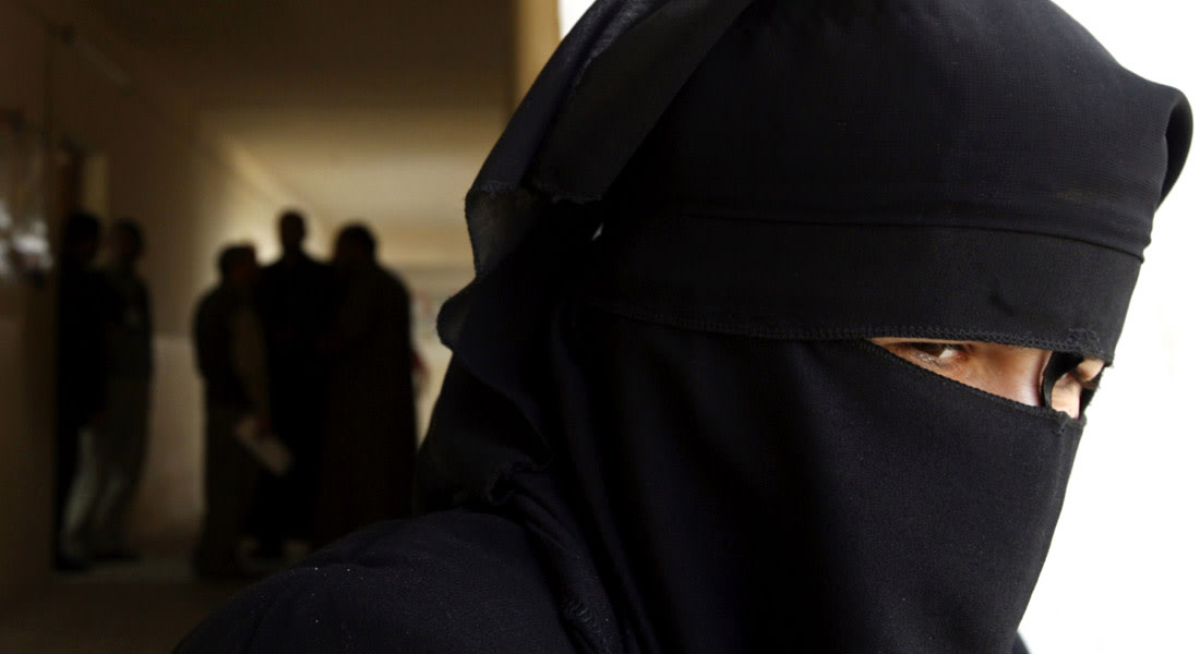 العراق: داعش قتل 150 امرأة لرفضهن جهاد النكاح بالفلوجة وشيوخ عشائر بالمدينة ينفون 