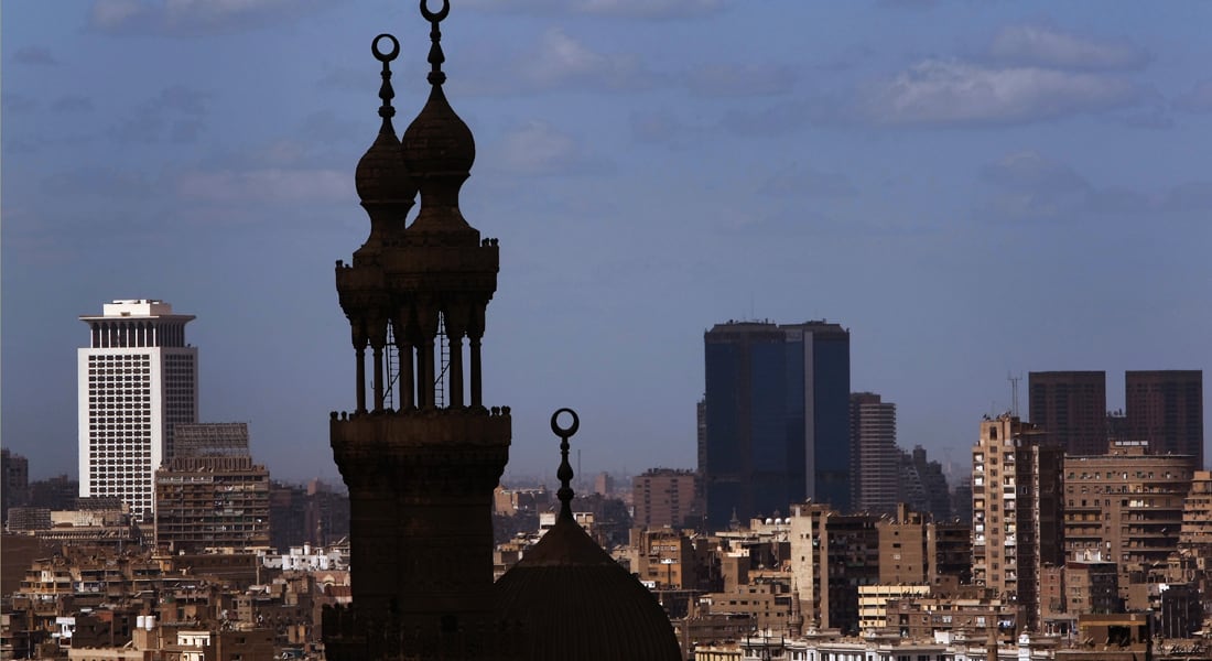 انقطاع الكهرباء يصيب القاهرة بالشلل ومطالبات بمحاسبة "أي تقصير"