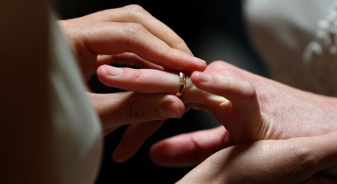 زواج الأشخاص مثليي الجنس بين سندان التشريع ومطرقة الفوبيا