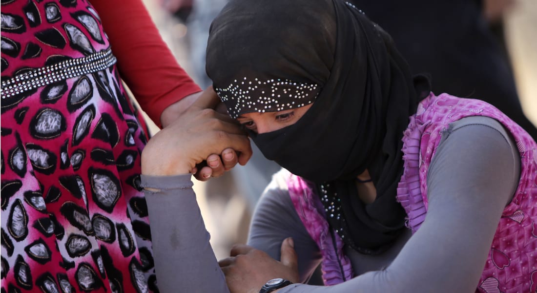 المرصد: داعش يبيع نحو 300 من "سبايا" الأيزيديات بـ1000 دولار للفتاة