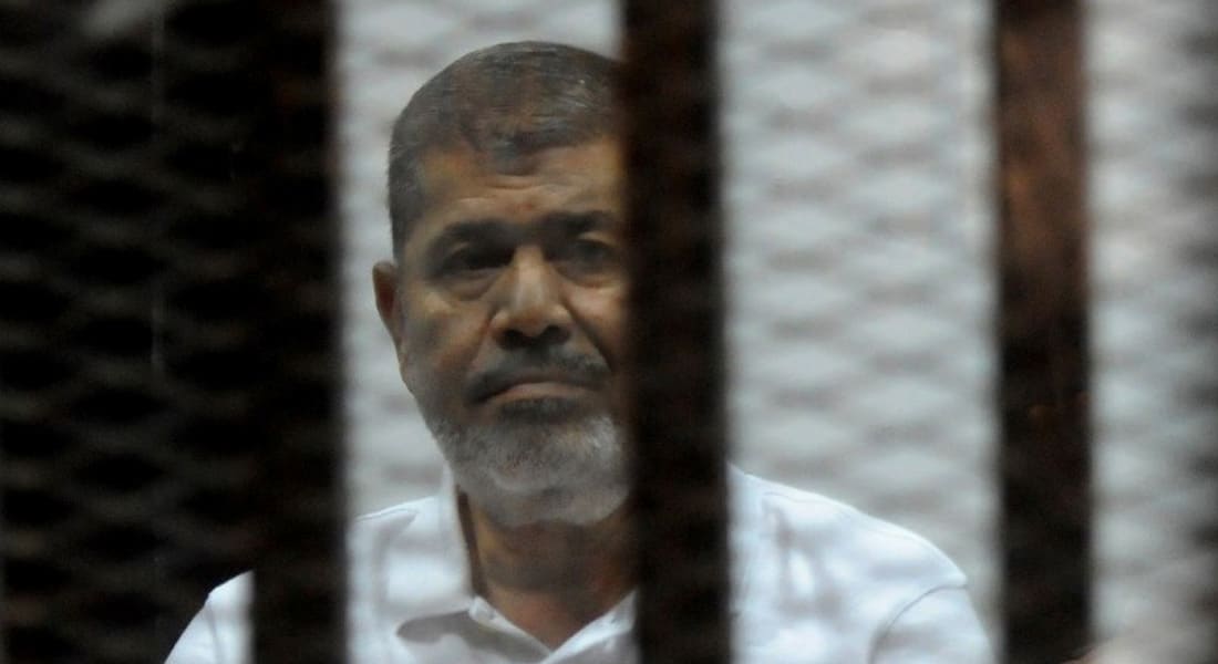مصر.. تأجيل محاكمة مرسي و14 متهماً بقضية "الاتحادية" لجلسة 27 ديسمبر