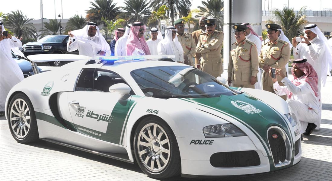 "بوغاتي فيرون".. تنضم لأسطول دوريات شرطة دبي
