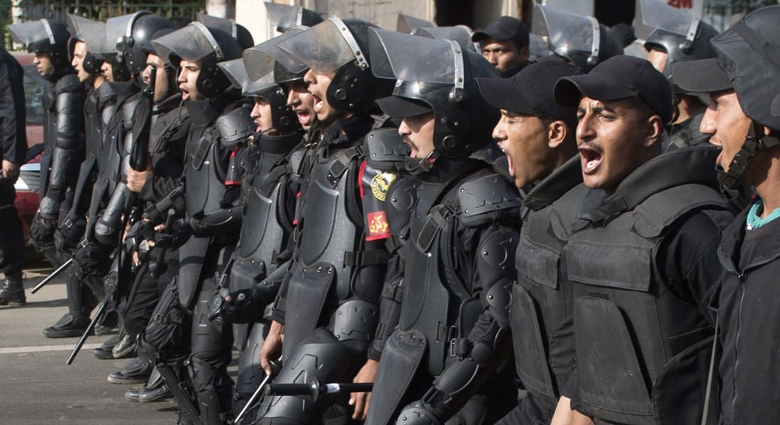 مصر.. 3 قتلى بينهم ضابط شرطة أثناء مطاردة مسلحين بقنا