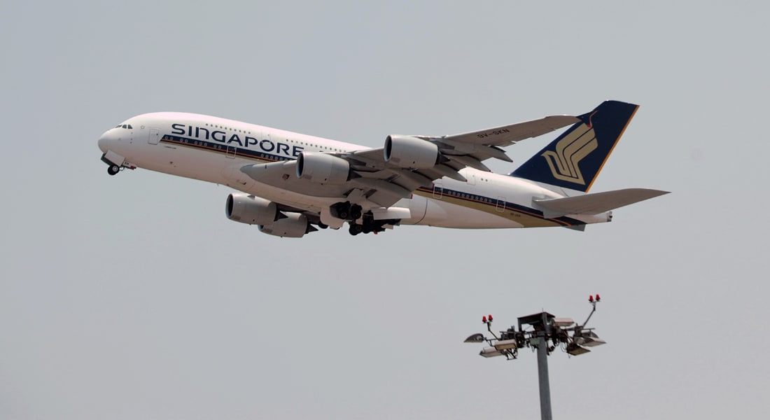 إنذار يجبر  طائرة "سنغافورة أيرلاينز" للعودة أدراجها