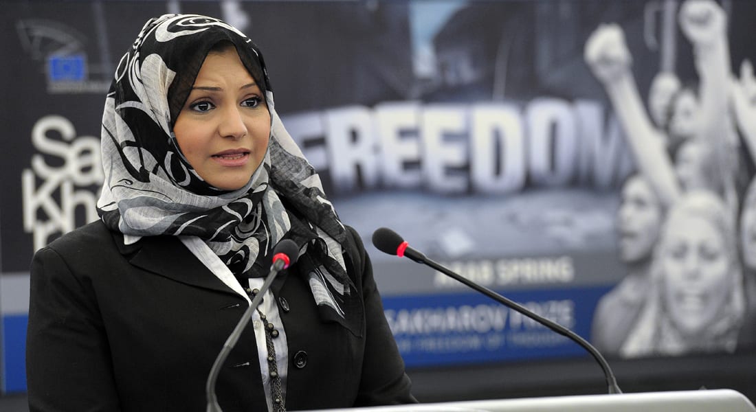 الناشطة المصرية أسماء محفوظ لـCNN: فوجئت بمنعي من السفر ولست "أم الثوار"