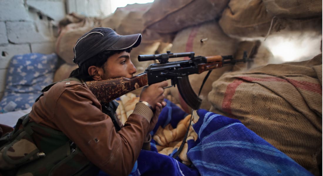 سوريا.. 21 قتيلا في غارات لطيران النظام و 33 قتيلا في معارك "داعش" والأكراد