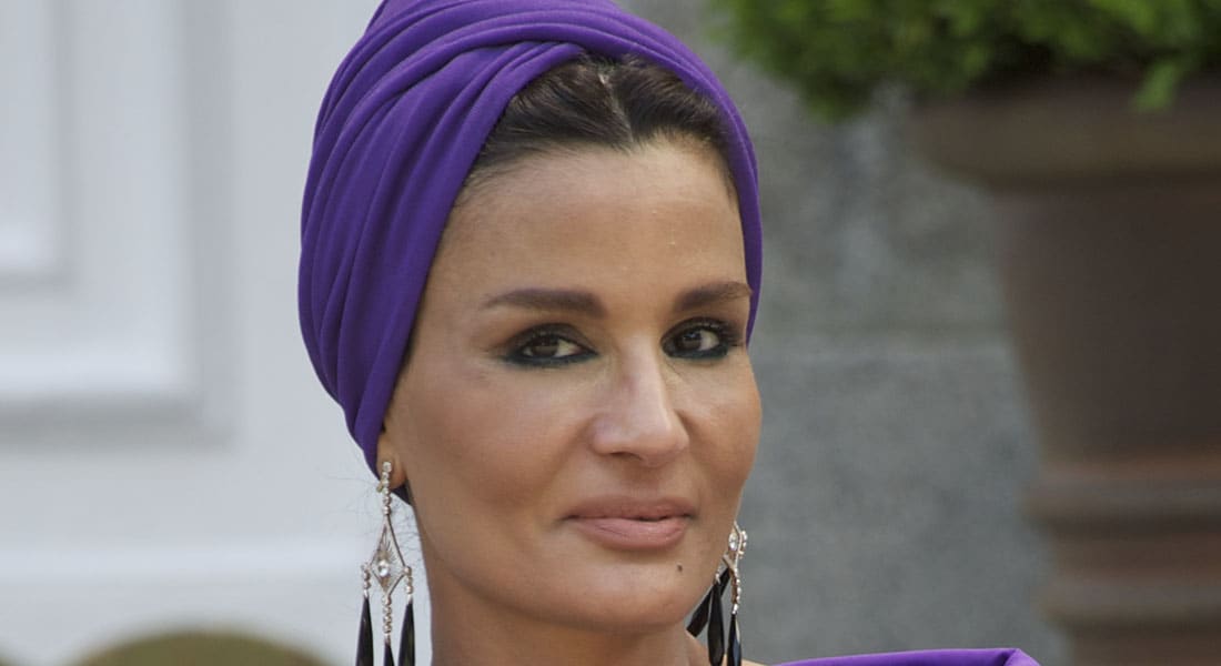 صحف: الشيخة موزة ترغب بزيارة مصر واختفاء كرسي العرش بالأردن